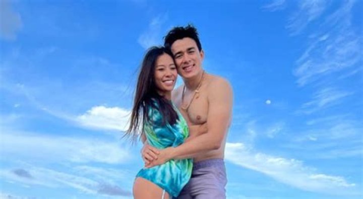 
Sulhee Jessica Biography, Age, Boyfriend, Height, Net Worth 