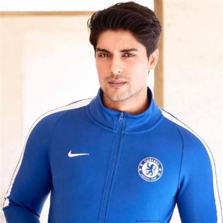 Suman Gupta Height, Weight, Net Worth, Age, Birthday, Wikipedia, Who, Nationality, Biography