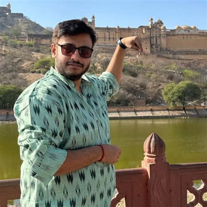 Swapan Dasgupta Height, Weight, Net Worth, Age, Birthday, Wikipedia, Who, Instagram, Biography