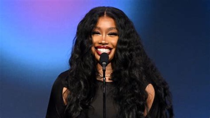 Sza Height, Weight, Net Worth, Age, Birthday, Wikipedia, Who, Nationality, Biography