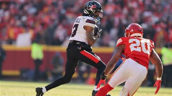 
Tank Dell injury update: Houston Texas WR injured vs Atlanta Falcons 