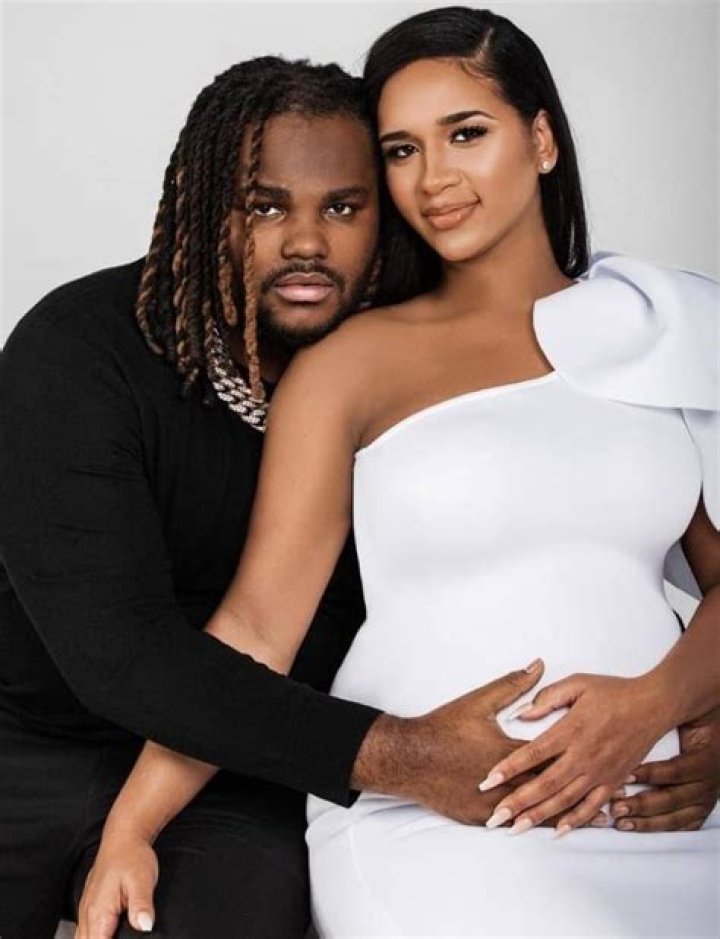 Tee Grizzley is not Married to Wife. Dating a Girlfriend: Myeisha Agnew