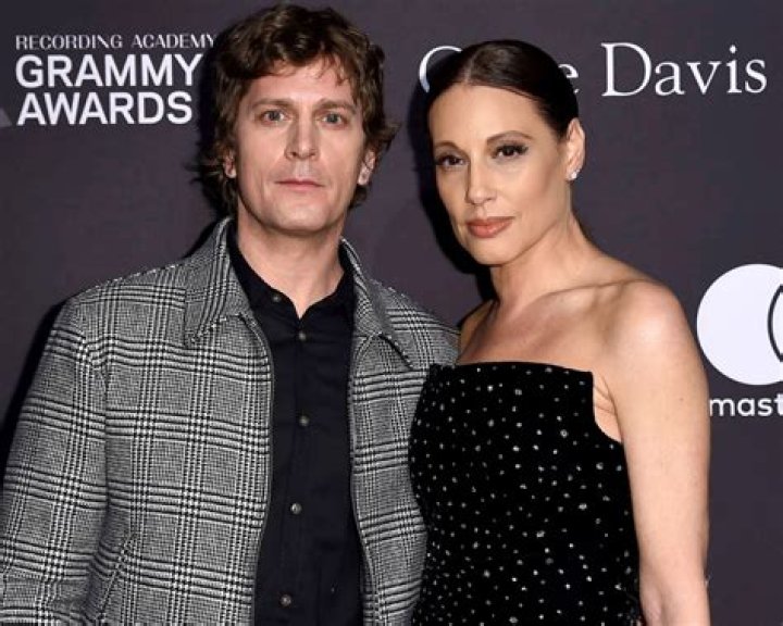 
The Untold Truth About Rob Thomas’ Wife – Marisol Maldonado 
