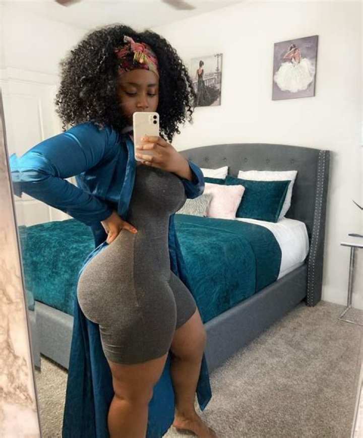 Uche Mba Height, Weight, Net Worth, Age, Wiki, Who, Instagram, Biography