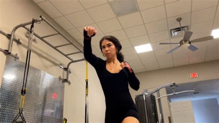 
Valerie Loureda Sister Natalie Loureda Is An AFAA Certified Trainer 