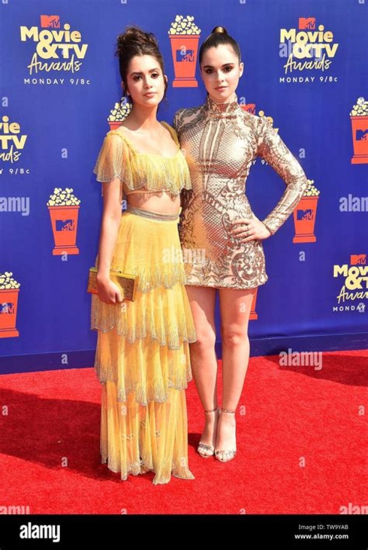 Vanessa Marano And Sean Berdy Dating And Relationship Details