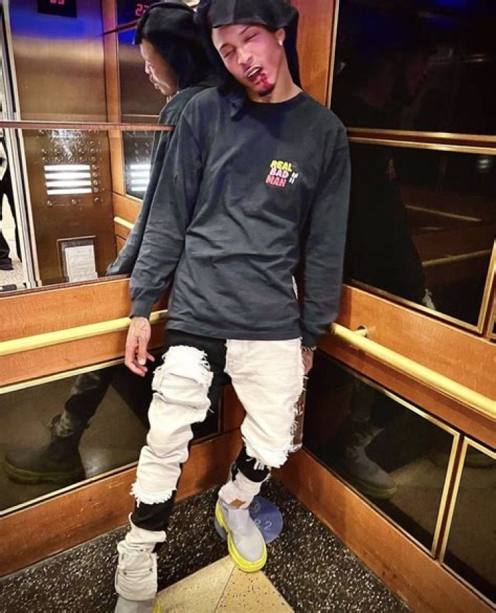 
Video Shows August Alsina Leaving Tory Lanez Hanging Before Assault 