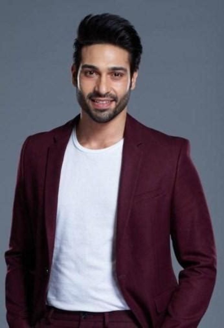 
Vijayendra Kumeria Height, Weight, Net Worth, Age, Birthday, Wikipedia, Who, Nationality, Biography 