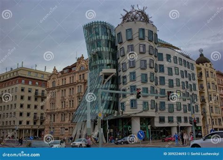 
Vlado Milunic, Dancing House Co-Designer, dies at 81 