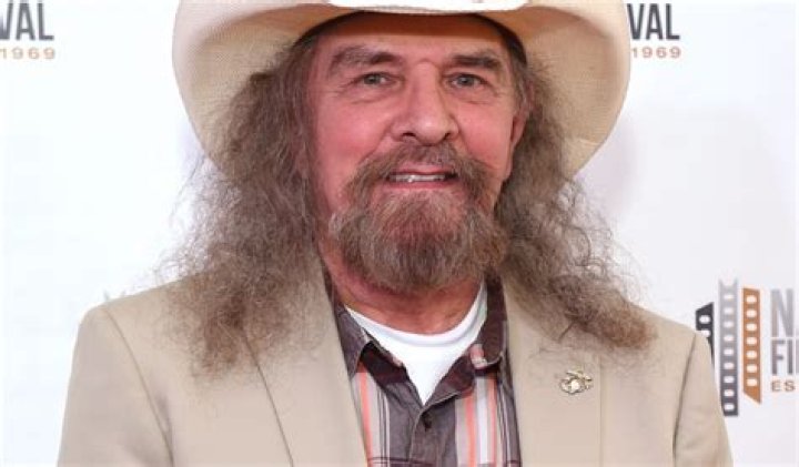 
Wayne Pyle Height, Weight, Net Worth, Age, Birthday, Wikipedia, Who, Nationality, Biography 