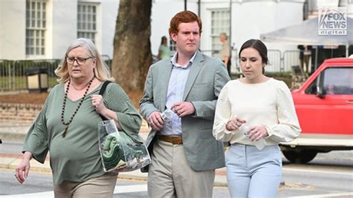 
What Happened To Buster Edwards Wife June And Daughter Nicolette Edwards? 