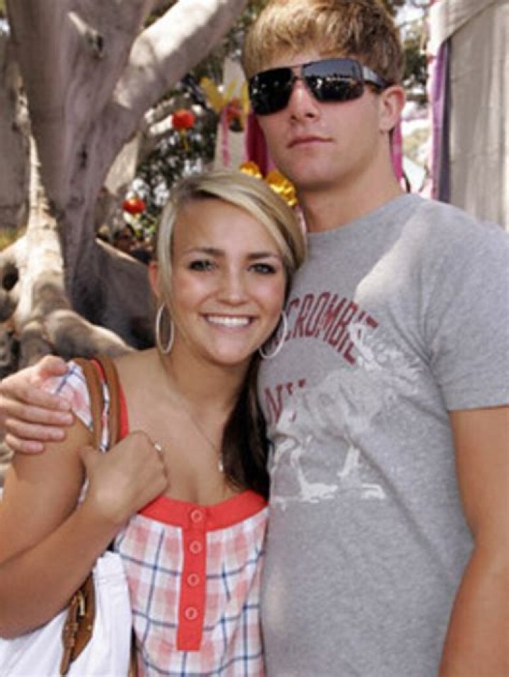 What Happened To Jamie Lynn Spears Pregnancy? Baby Daddy Casey Aldridge Now