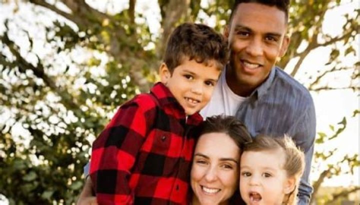 
What Is Edson Barboza Religion? Details On His Wife Bruna Barboza And Family 