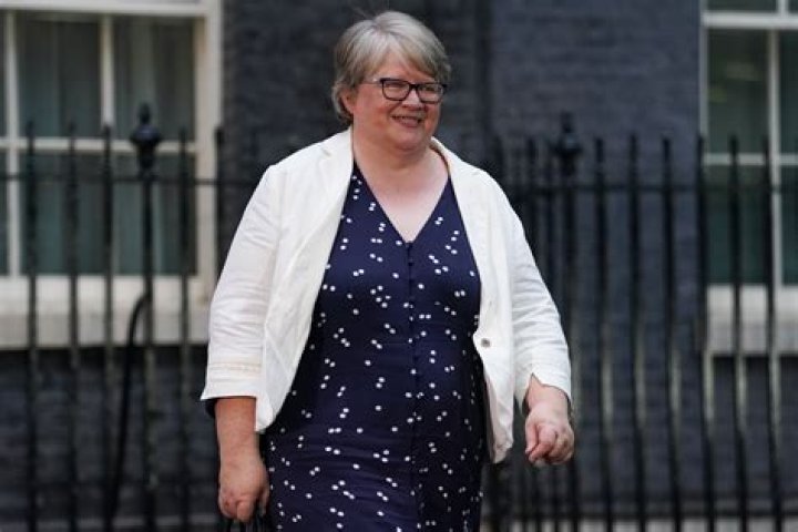 
What Is Therese Coffey Illness? Who Is The British Politician Husband? 