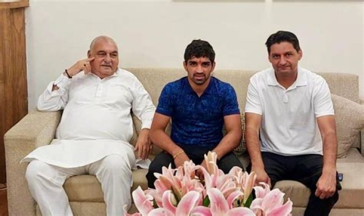 
What Was Bhupinder Singh Death Cause? Singer’s Family And Personal Details 