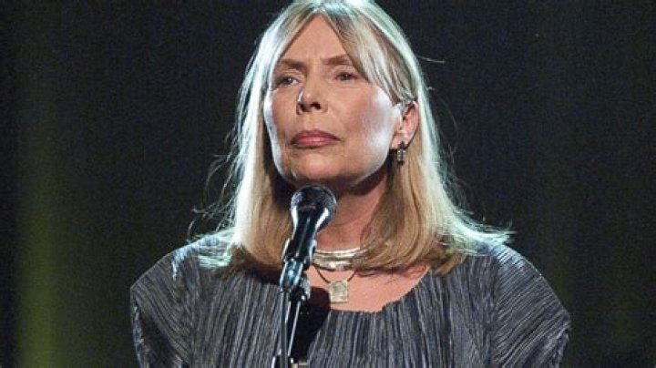 Whats Wrong With Singer Joni Mitchell? Illness Explained And Update 2022 On Her Health Condition