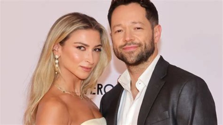 
When did Daniella Karagach and Pasha Poshkov announce their pregnancy? 