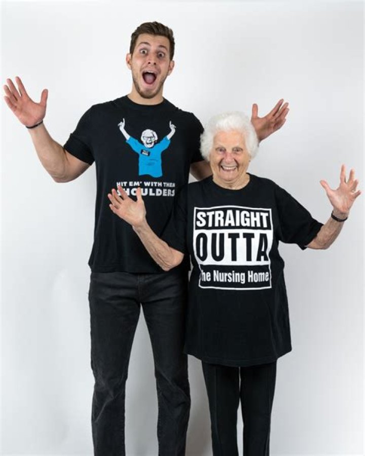 
Where does Ross Smith Live? TikTok Star Youtube Videos With Grandparents 