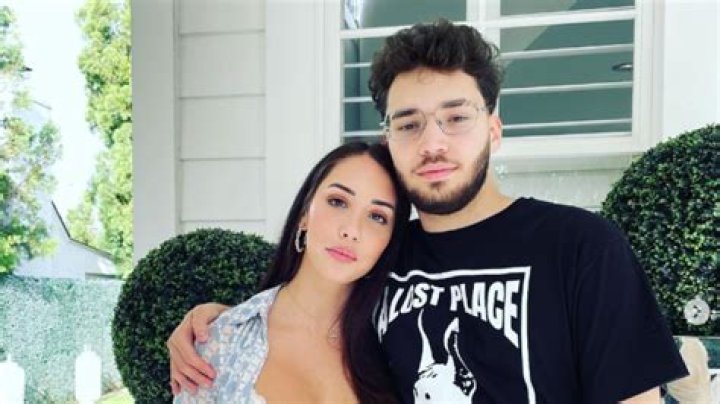 
Who Are Adin Ross Parents? Sister Naomi Ross And Family 