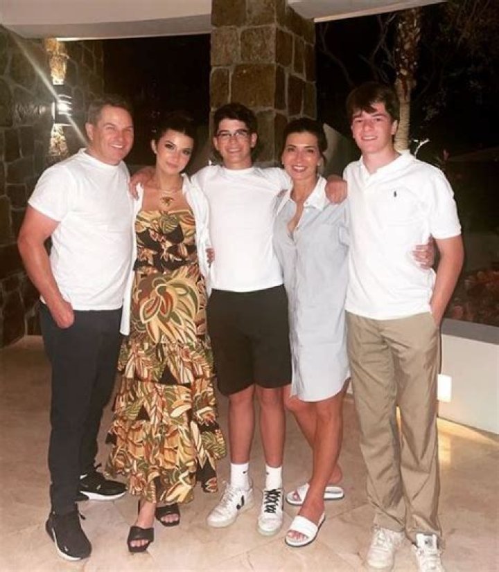 
Who Are Ellie Zeiler Brothers, Ben and William Zeiler? Her Parents And Net Worth 