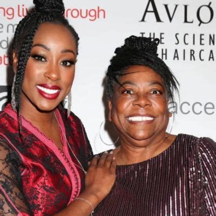 
Who are Scarlette Douglas Parents? Scarlette Douglas Biography, Parents Name and More 