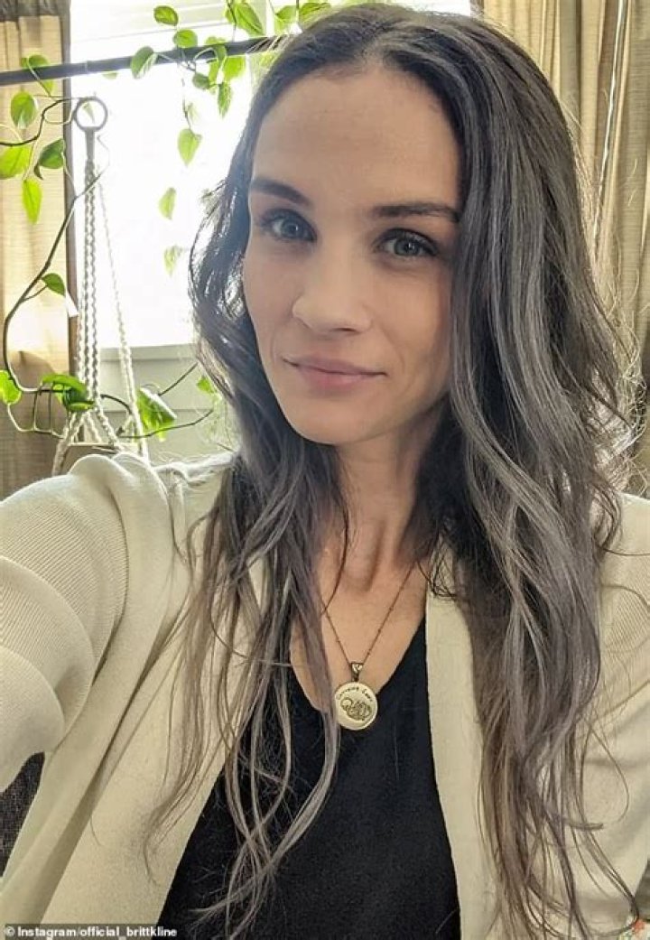 
Who Is Augustine Gladney Boyfriend Ernest Smith? TikTok Woman Arrested For Throwing Ashes Of His Mom 