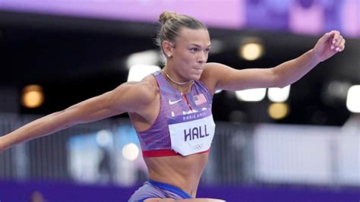 
Who Is Bianca Salming Partner? Heptathlon Athlete Dating Life And Family 