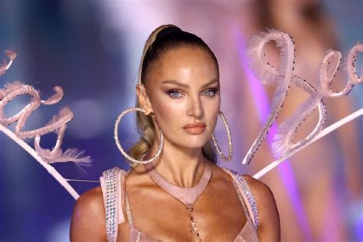 
Who Is Candice Swanepoel’s Mom, Eileen Swanepoel? 