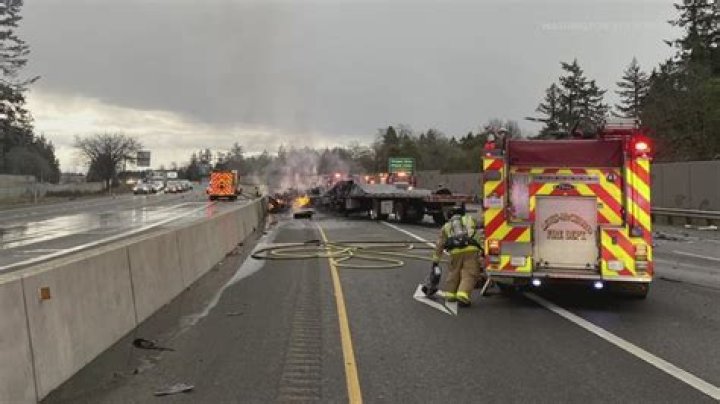 
Who Is Colleen Hoekstra Clara City? Death News – Granite Falls Accident Survivor 