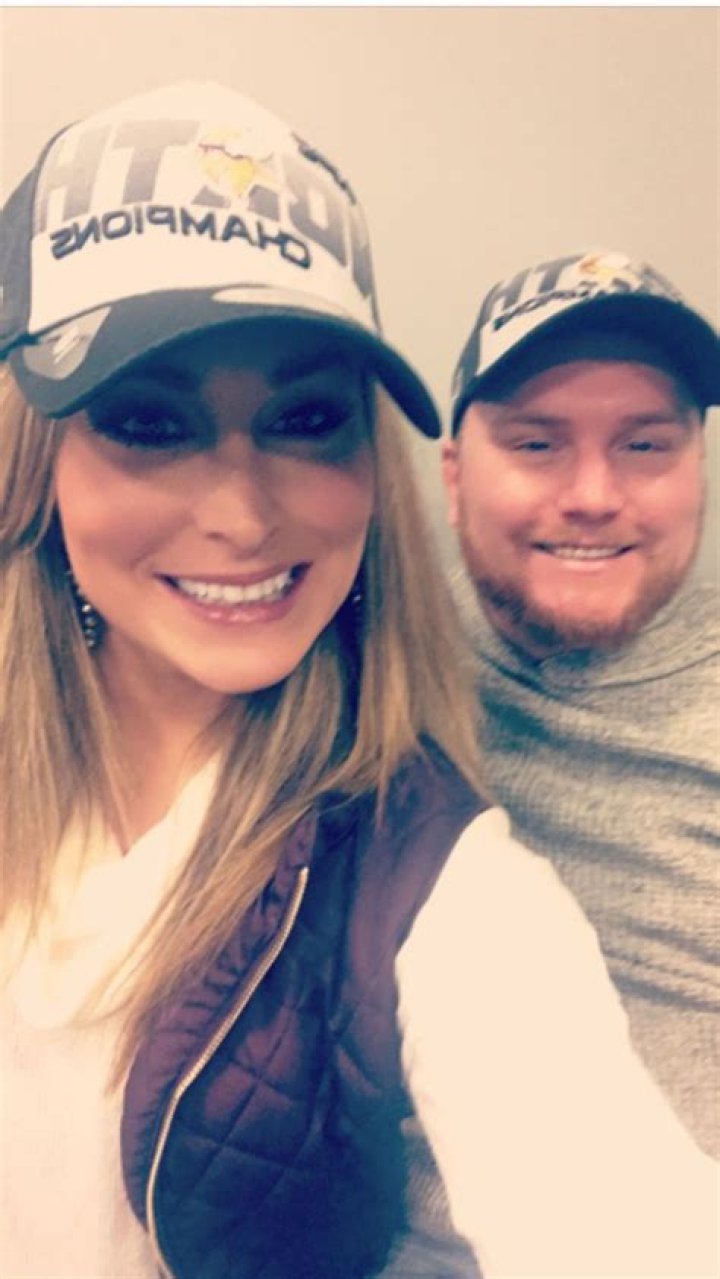 
Who Is Corri Zimmer? Mike Zimmer Daughter & Adam Zimmer Younger Sister Details 