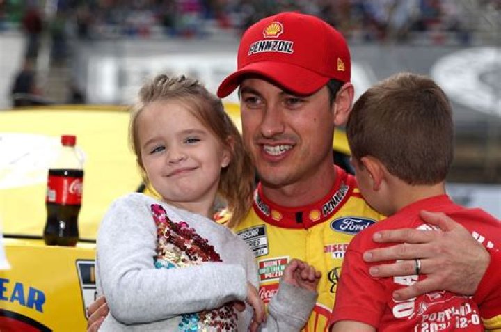 
Who Is Danielle Logano? Meet Joey Logano’s Sister On instagram 