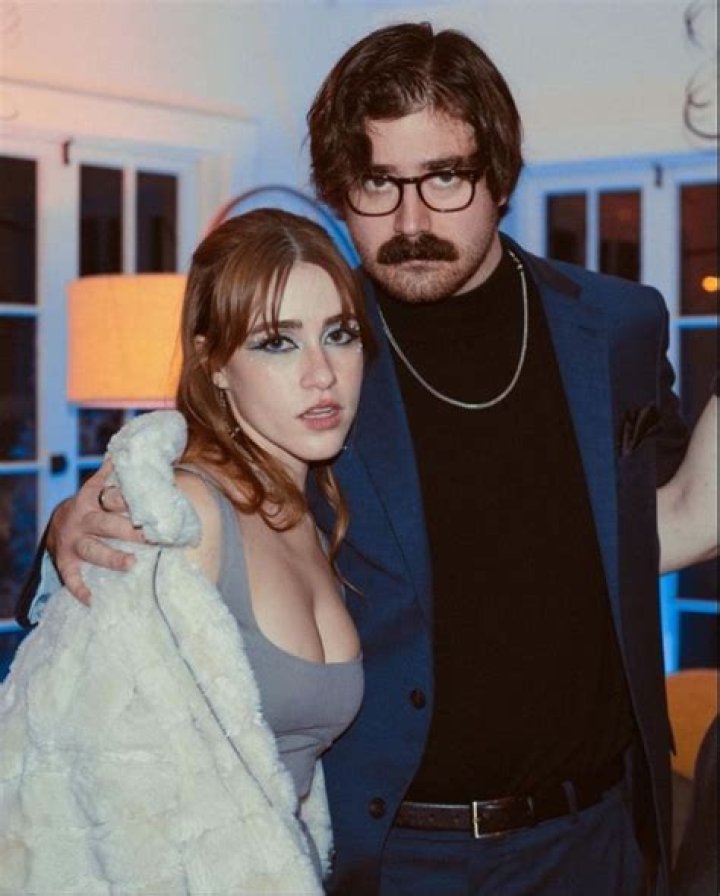 
Who Is Eddy Burback’s Girlfriend, Chrissy Tiber? Age And Net Worth 