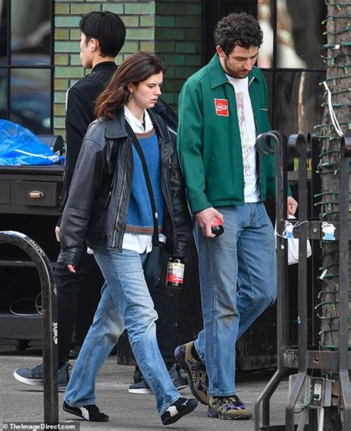 
Who Is Josh O’Connor Currently Dating? Explore About His Family, Girlfriend, & Net Worth 