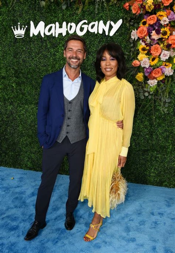 
Who Is Karen Pittman Husband? Is Unthinkably Good Things Actress Dating Victor Williams? 