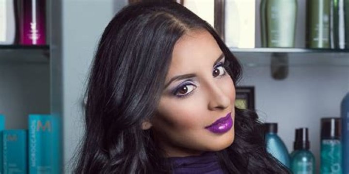 
Who is model Tehmeena Afzal? Wiki: Playboy, Body Measurements, Height, Husband, Wedding 