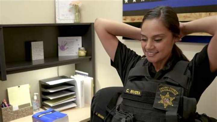 Who is Nicole Perales? California probation officer allegedly had oral sex with teen inmate