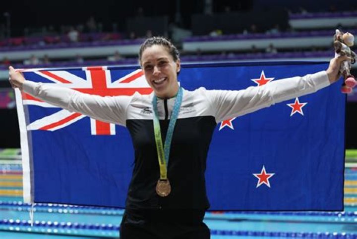 
Who Is NZ Swimmer Sophie Pascoe Partner Rob Samson? Athlete Accident And Health In Commonwealth Games 