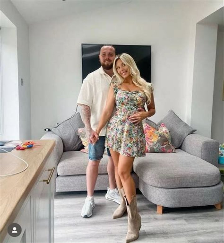 
Who is Ray Quinn Wife? 