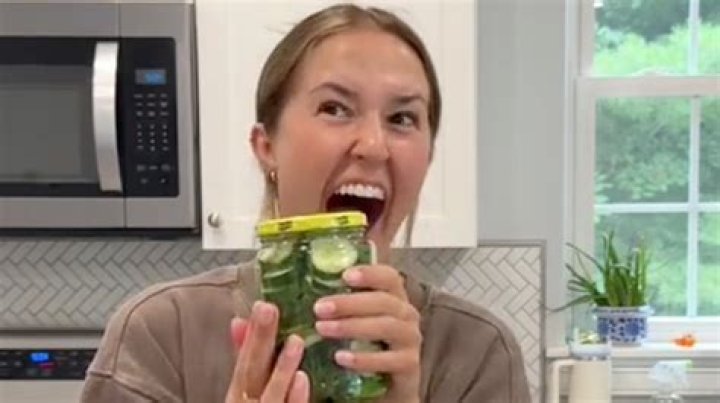 
Who Is Rhonda Rice? Florida Teacher Beats Student Over Jar Of Pickles 