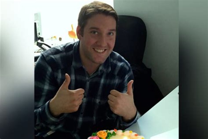 
Who Is Sam Waisbren? NYC Man Crushed On Elevator Viral Videos On Twitter And Reddit 