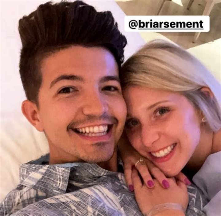 
Who Is YouTuber Brianna Arsement? Boyfriend Preston, Family And Net Worth 