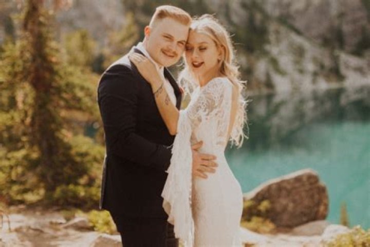 Who Was Zach Bryan’s Wife Elizabeth Rose Madden and Why Did They Divorce?