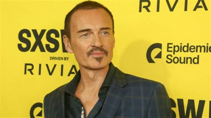 Why Is Julian McMahon Limping? Everything On His Net Worth And More