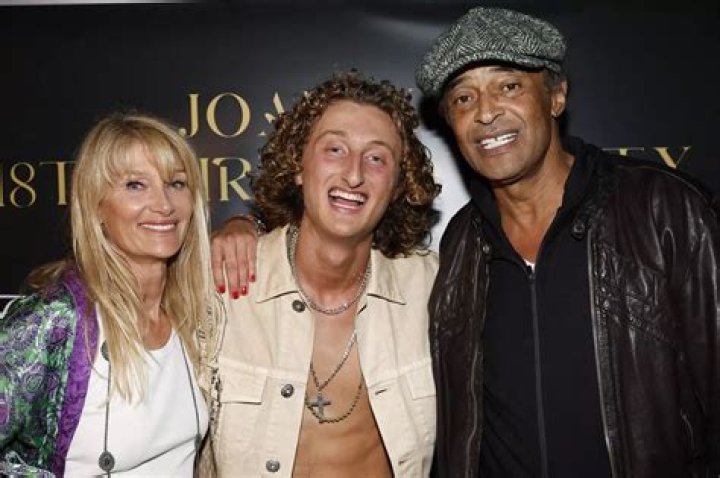 
Yannick Noah Parents Origine and Wife Of Tennis Hall Of Famer 