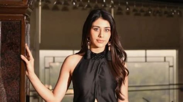 Zain Hussain Height, Weight, Net Worth, Age, Birthday, Wikipedia, Who, Nationality, Biography